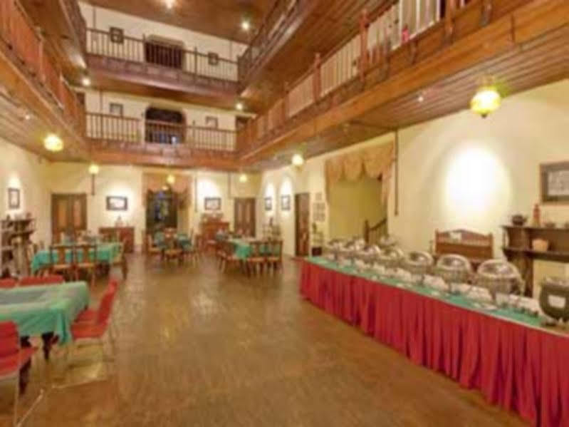 Chevron Fairhavens, Nainital Hotel Exterior photo