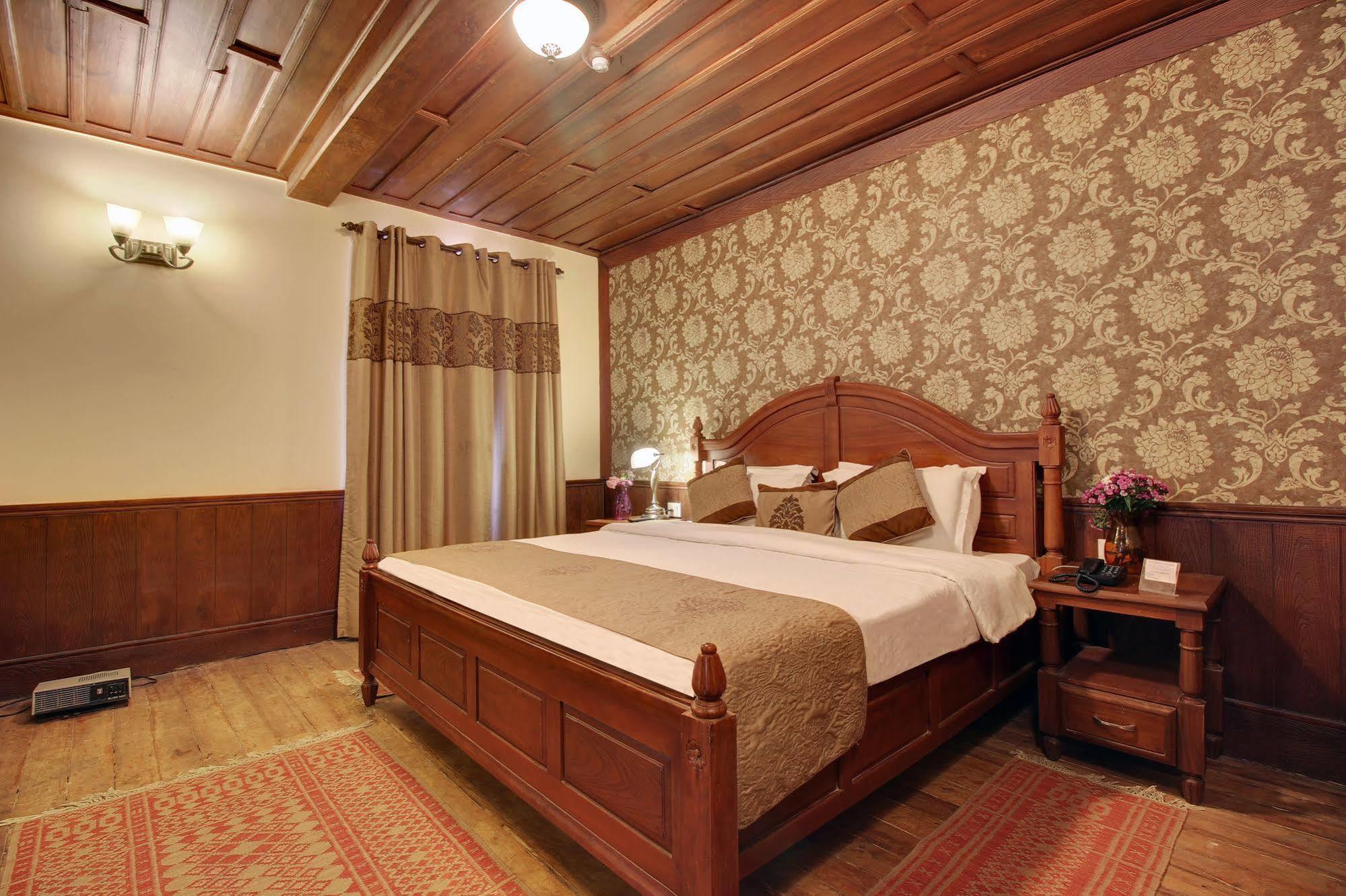 Chevron Fairhavens, Nainital Hotel Exterior photo